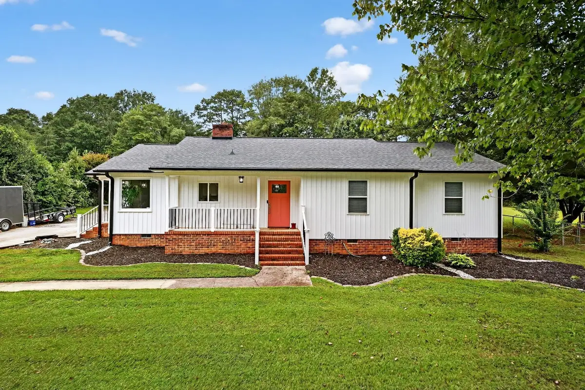 307 Barry Drive, Greer, SC 29650 - Image #1