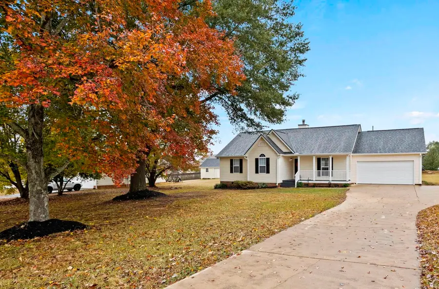 6 Idle Lane, Fountain Inn, SC 29644 - Image #2