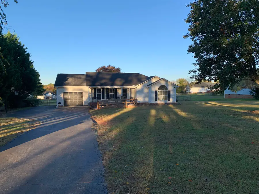 5419 Parris Bridge Road, Boiling Springs, SC 29316 - Image #2