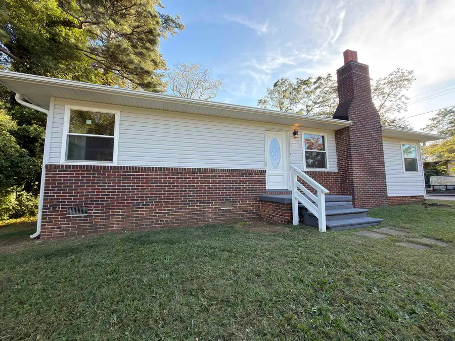 507 Crestwood Place, Spartanburg, SC 29306 - Image #2