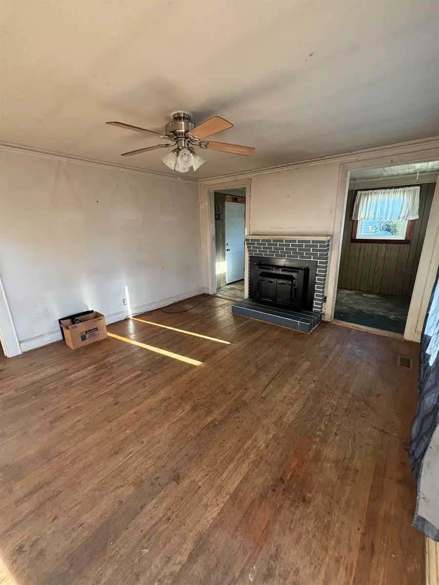 405 Darlington Avenue, Greenville, SC 29609-3438 - Image #3