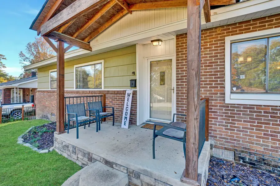 110 Chester Street, Spartanburg, SC 29301-3057 - Image #3