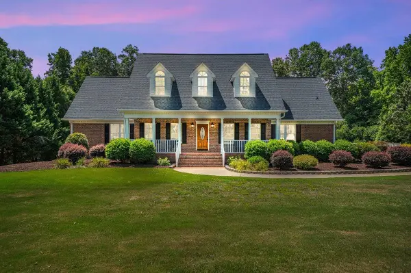 380 Earles Fort Road, Landrum, SC 29356