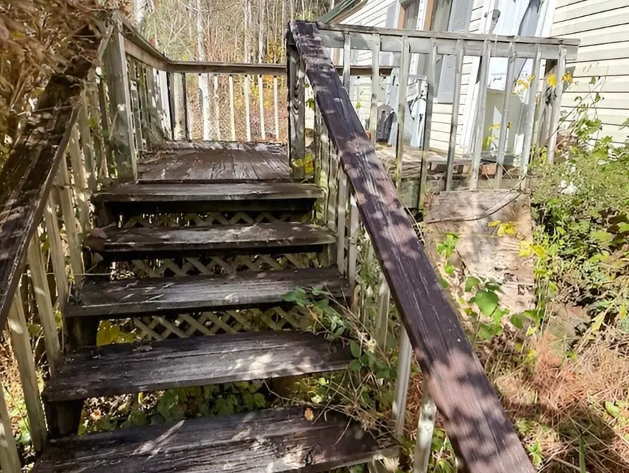 1525 Terrys Gap Road, Hendersonville, NC 28792 - Image #2