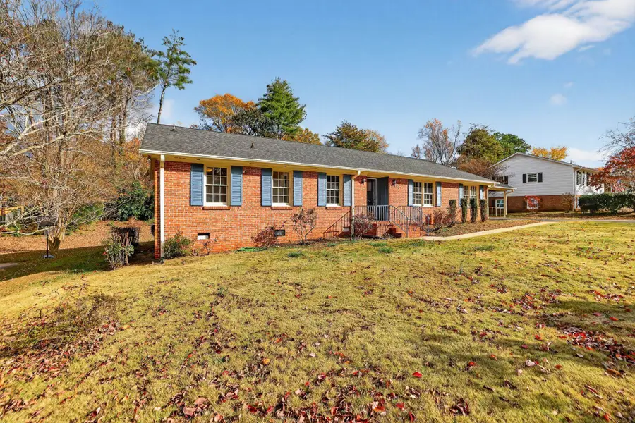 305 Holly Drive, Spartanburg, SC 29301 - Image #2