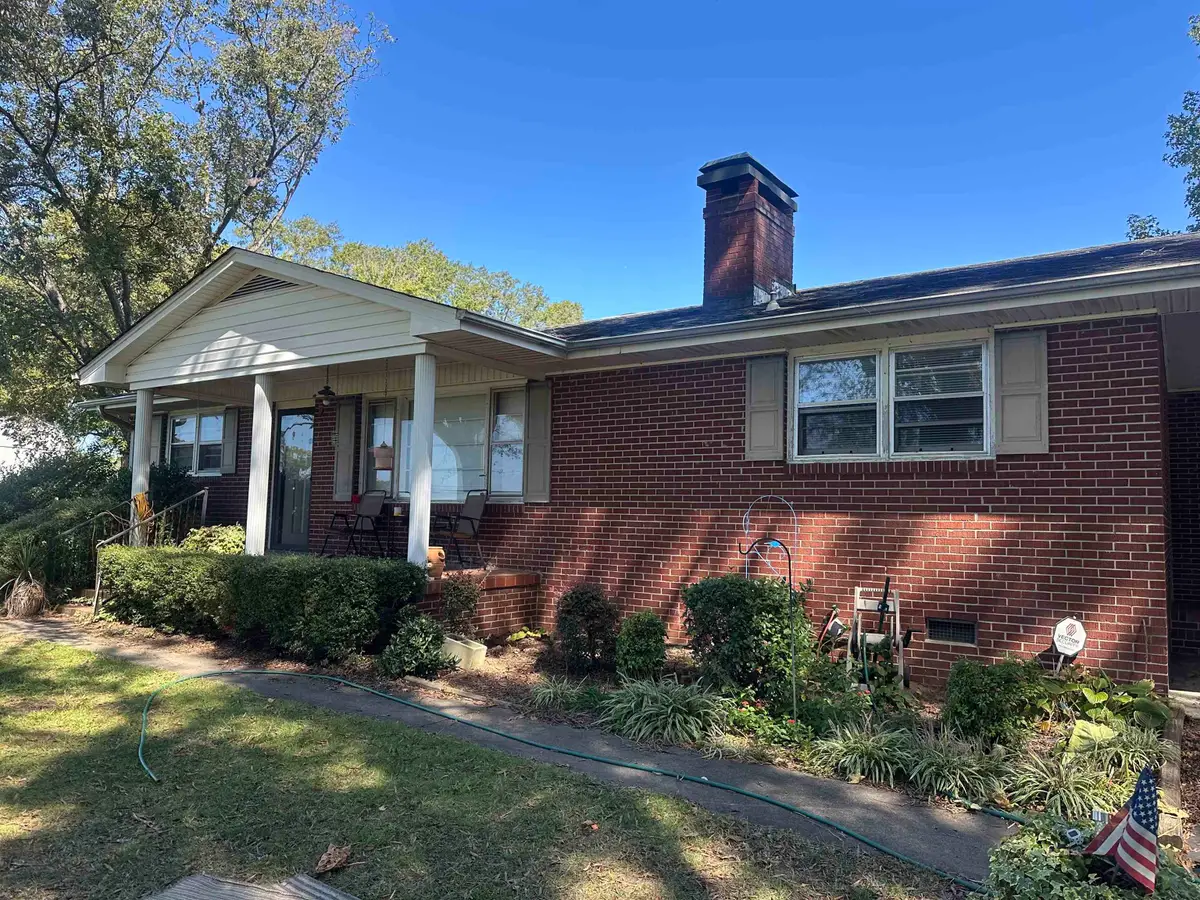 374 Flatwood Road, Spartanburg, SC 29303 - Image #1