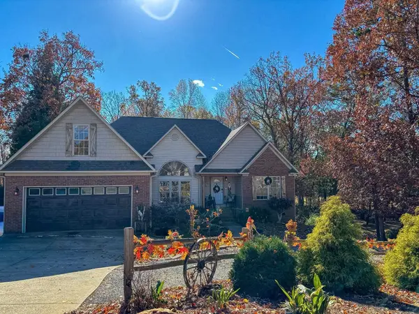 630 Claystone Drive, Inman, SC 29349