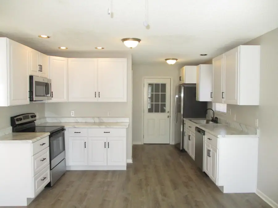 312 Rolling Meadow Ct, Spartanburg, SC 29303 - Image #3