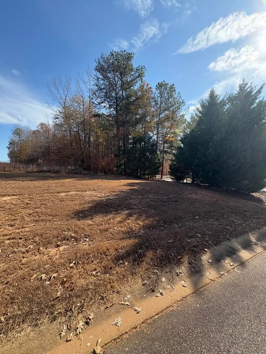 305 Lawtonwood Lane, Roebuck, SC 29376 - #2