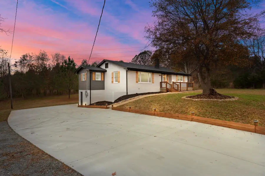 616 Ballenger Rd, Gaffney, SC 29340 - Image #2