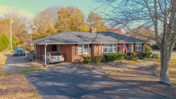 2 Burgundy Drive, Greenville, SC 29615