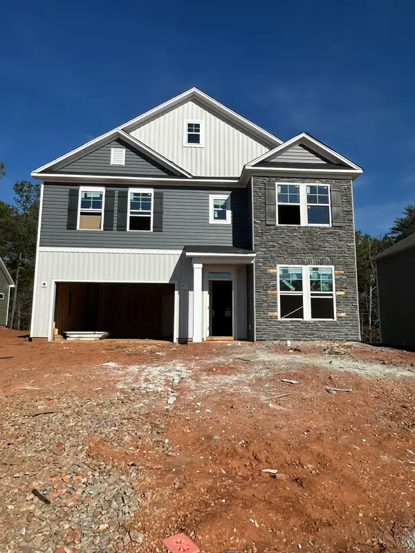 351 E Pyrenees Drive, Wellford, SC 29385