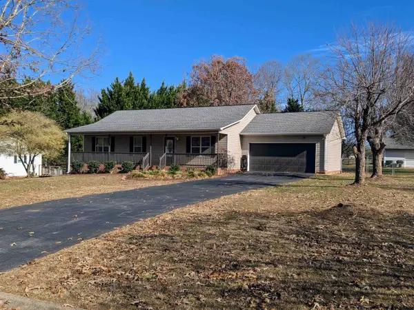 124 Bent Tree Drive, Inman, SC 29349