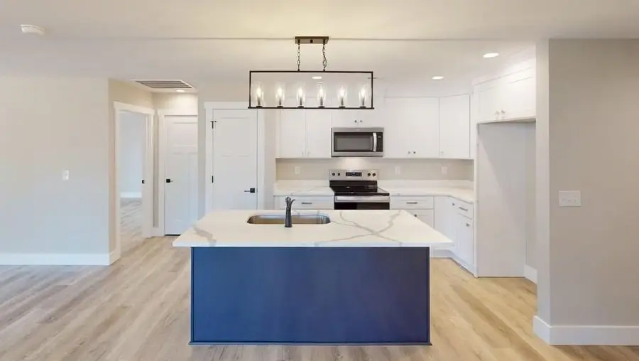 1172 W Rutledge Avenue, Gaffney, SC 29341 - Image #3