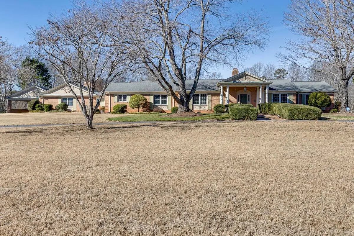 136 Club Drive, Simpsonville, SC 29681 - Image #1