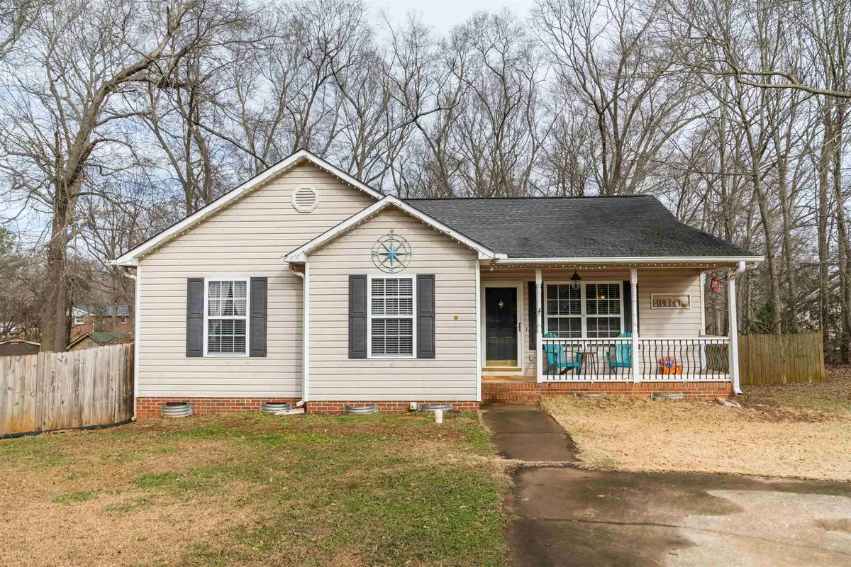 818 Thistle Court, Boiling Springs, SC 29316 - Image #1