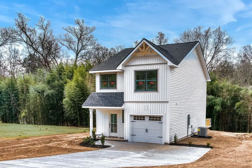 229 Harris Street, Jonesville, SC 29353 - Image #1