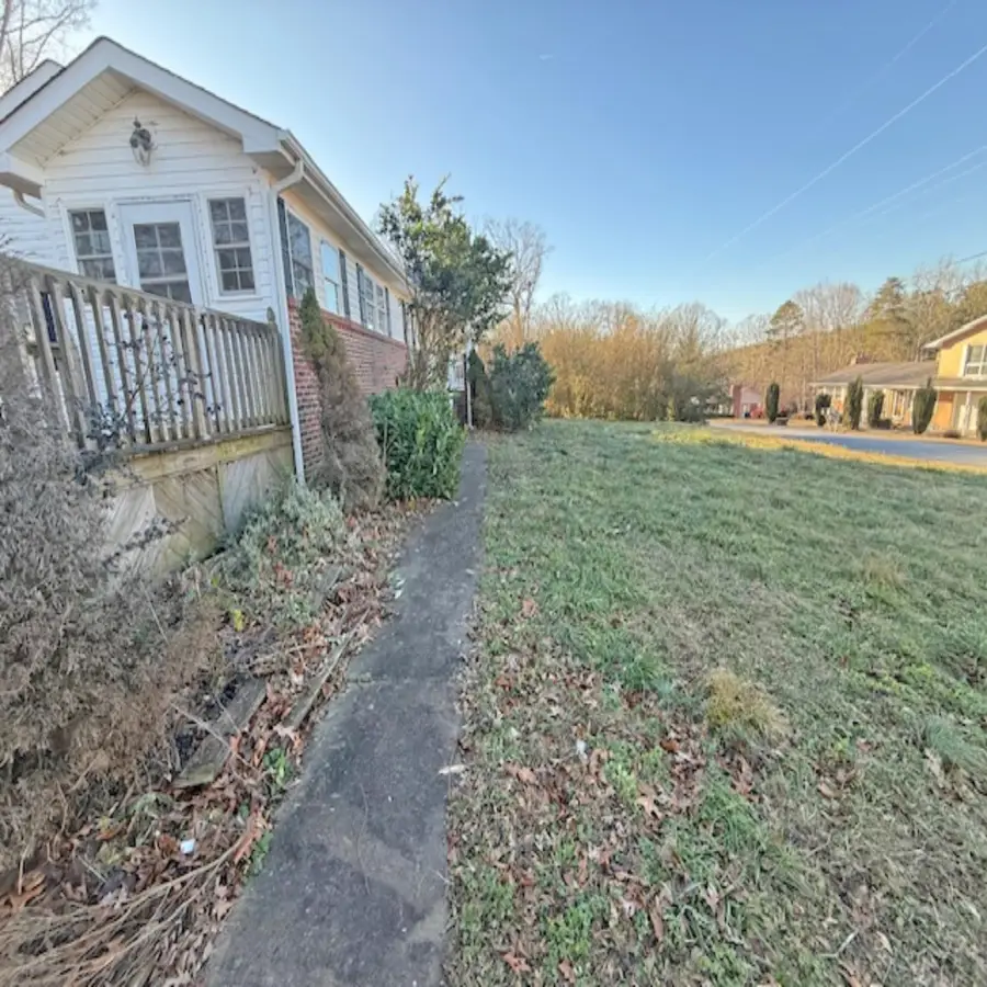 137 Emory Avenue, Forest City, NC 28043 - Image #2