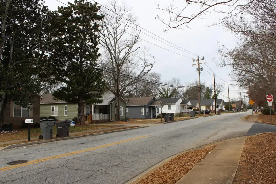 213 Bomar Avenue, Spartanburg, SC 29306-5407 - Image #2