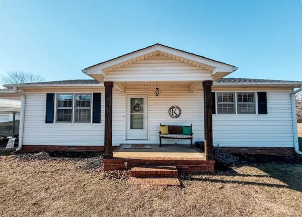 861 Rainbow Lake Road, Inman, SC 29349