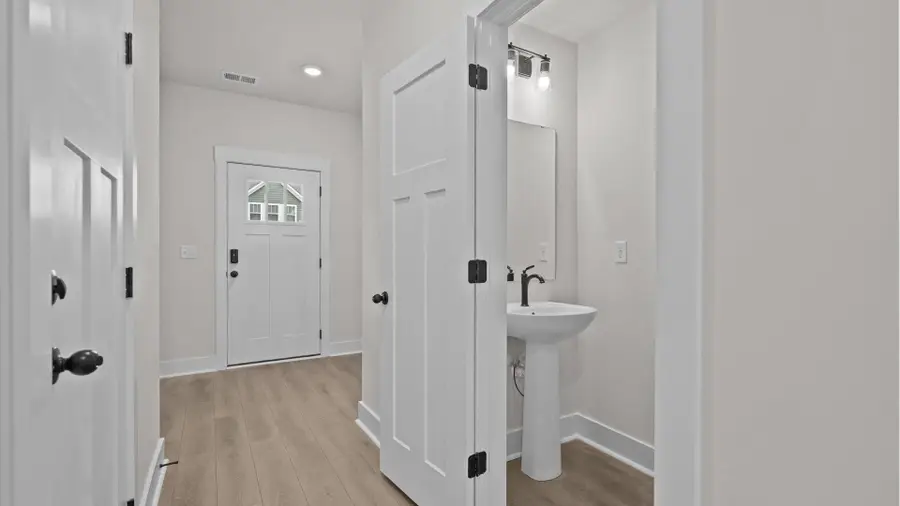 513 W Norvell Court, Spartanburg, SC 29307 - Image #3