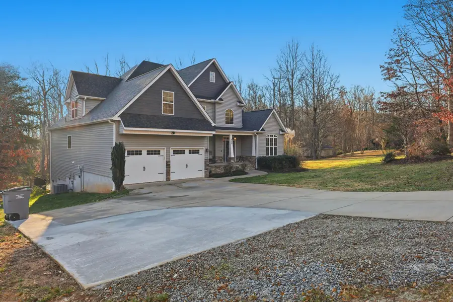 438 S Buckhorn Road, Greenville, SC 29609 - Image #3