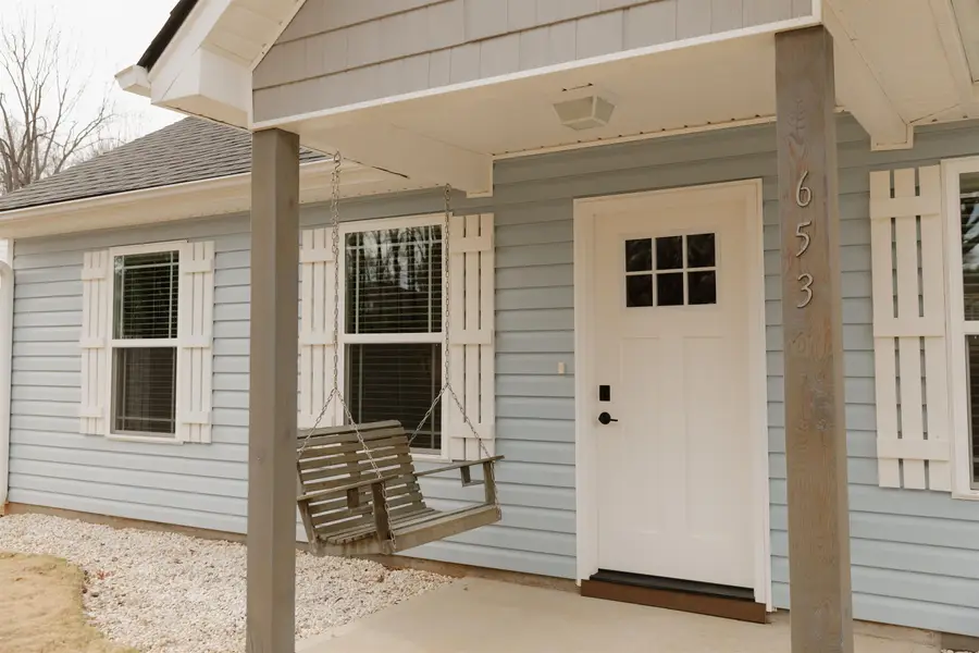 653 N Shamrock Avenue, Landrum, SC 29356 - Image #3