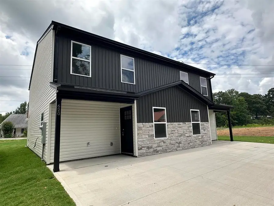 620/622 Buncombe Street, Woodruff, SC 29388 - Image #2