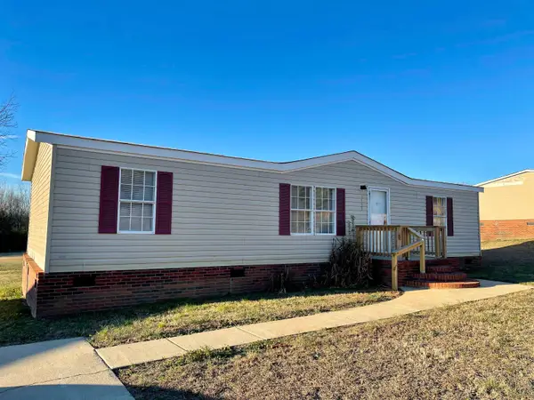 1533 Pleasant School Road, Gaffney, SC 29341