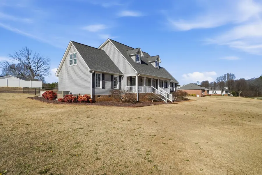 127 Fairway Dr, Gaffney, SC 29341 - Image #3