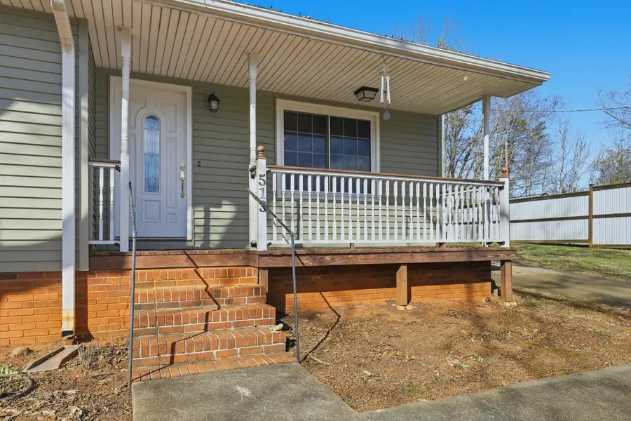513 E Turner Street, Landrum, SC 29356 - Image #2
