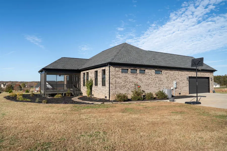 245 Thorncrest Drive, Pauline, SC 29374 - Image #2