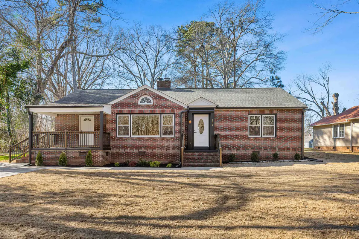 606 W Georgia Street, Woodruff, SC 29388 - Image #1