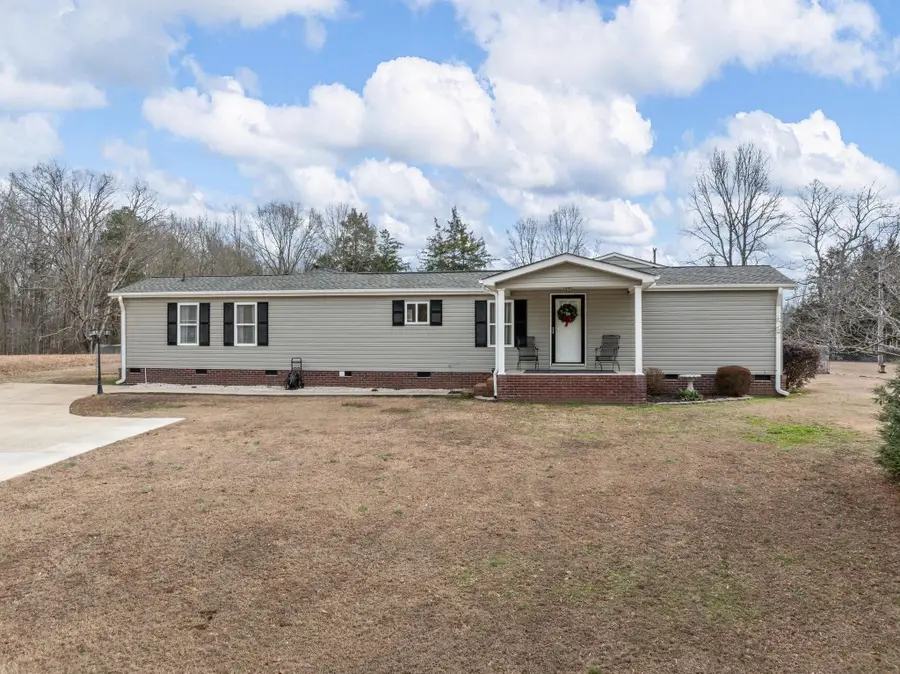 660 Harrison Road, Roebuck, SC 29376-3617 - Image #2