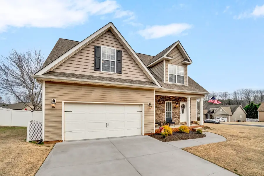 29 Hidden Springs Lane, Taylors, SC 29687-4604 - Image #2