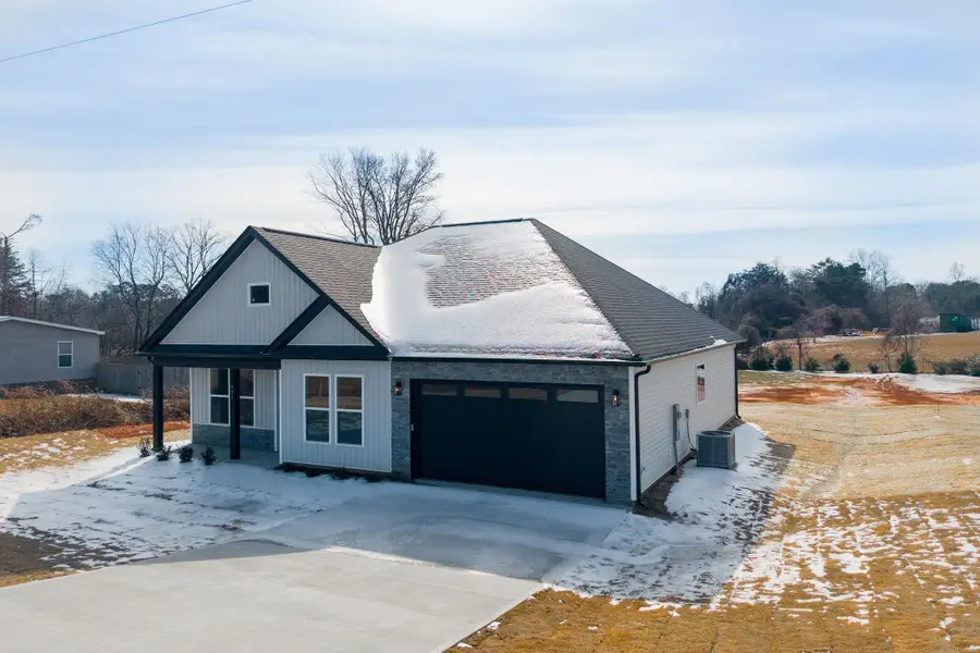 931 Ferree Road, Campobello, SC 29322 - Image #2