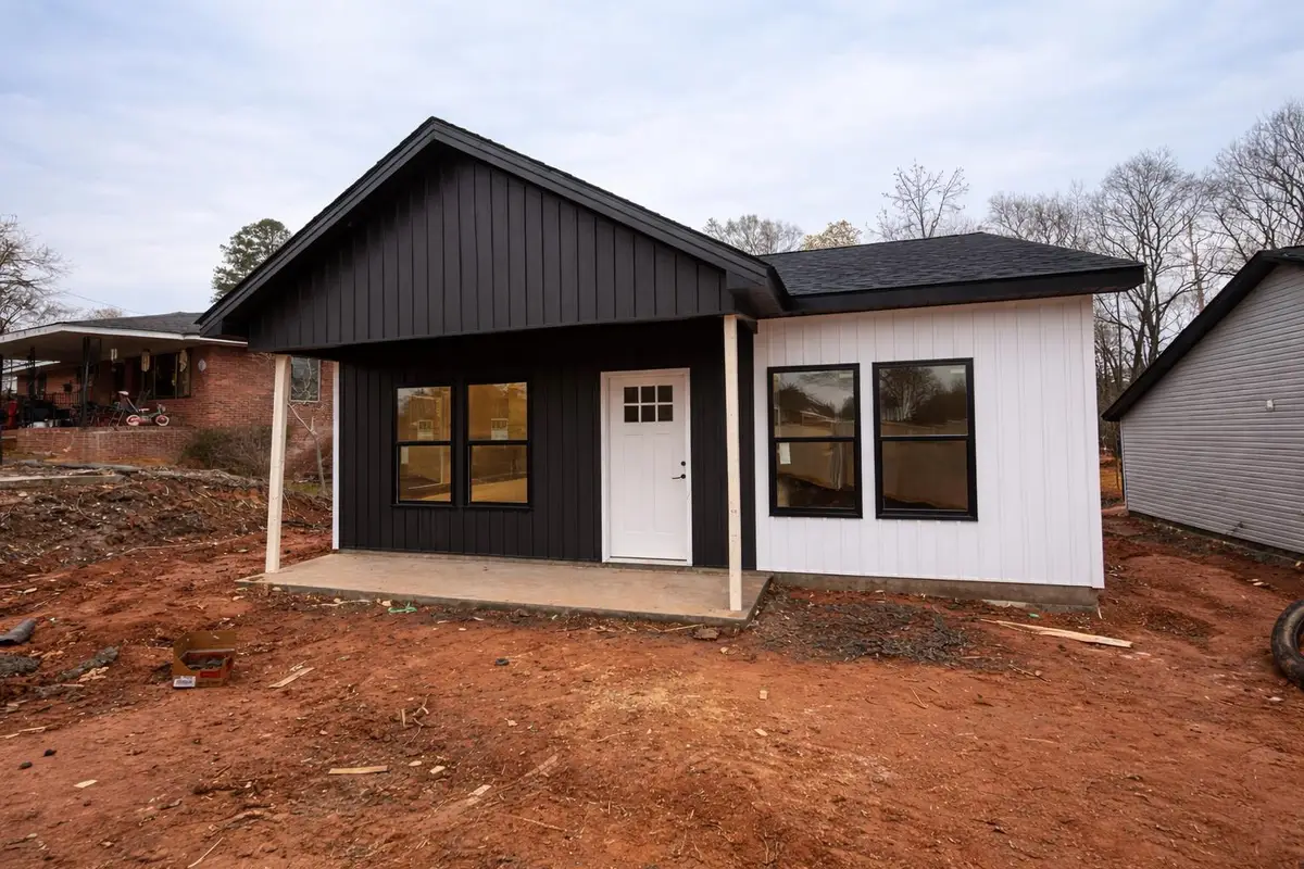 20 Poplar Street, Woodruff, SC 29388 - Image #1