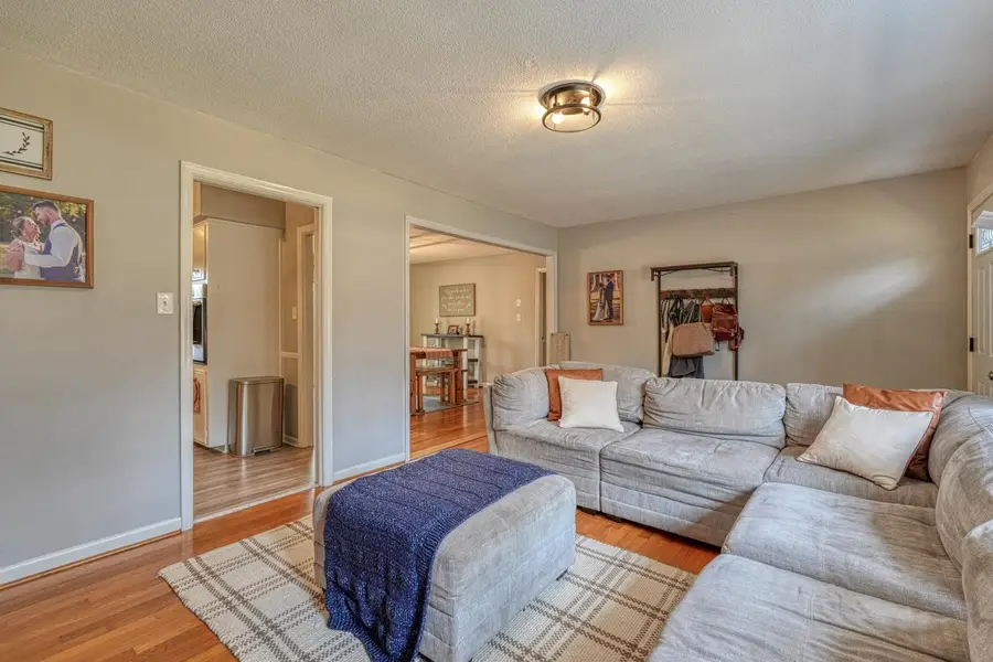 335 Foxhall Road, Spartanburg, SC 29306 - Image #2