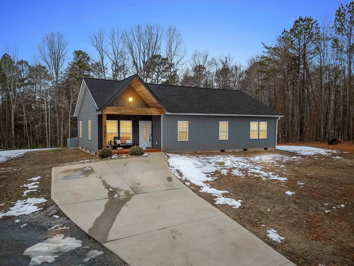 4249 Buffalo West Springs Highway, Jonesville, SC 29353 - #1