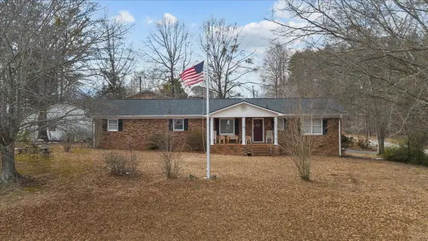 500 W Rutherford Street, Landrum, SC 29356