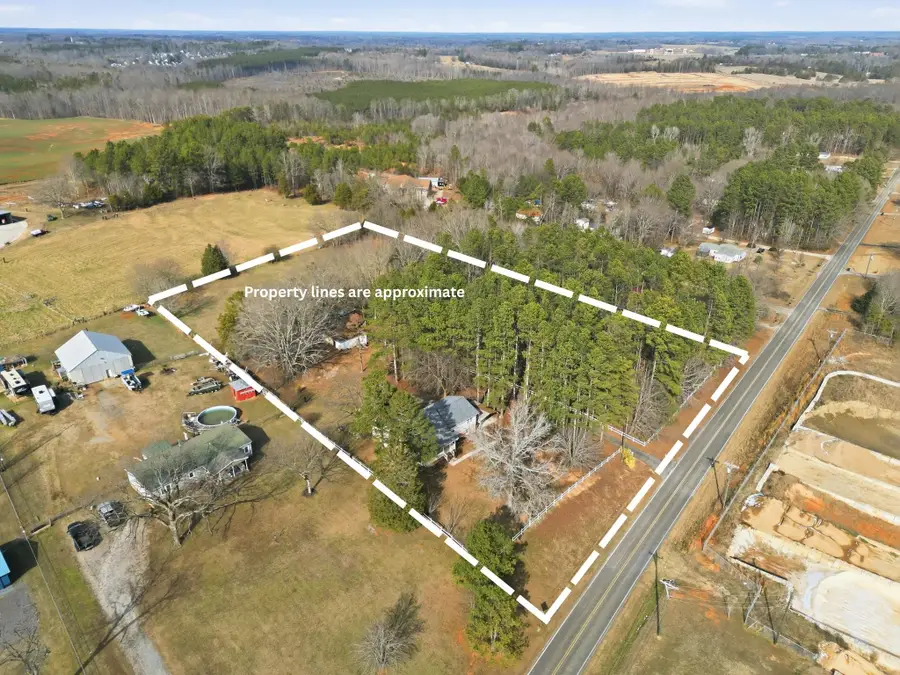 936 Miller Road, Woodruff, SC 29388 - Image #2