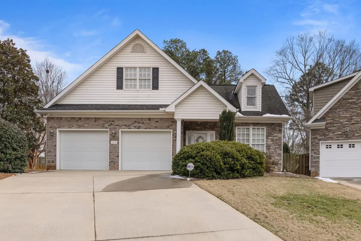 257 Arbours Commons Ct, Spartanburg, SC 29307 - Image #1