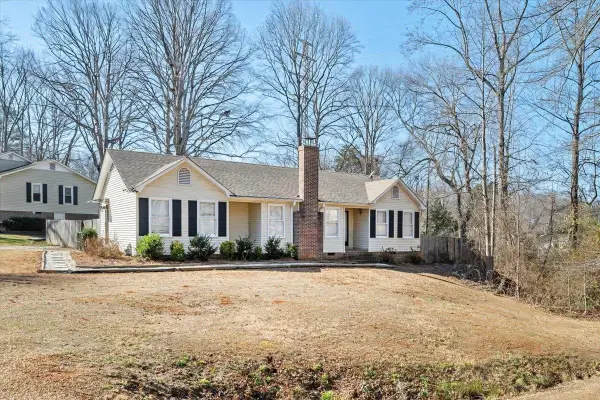 100 Fernande Drive, Mauldin, SC 29662