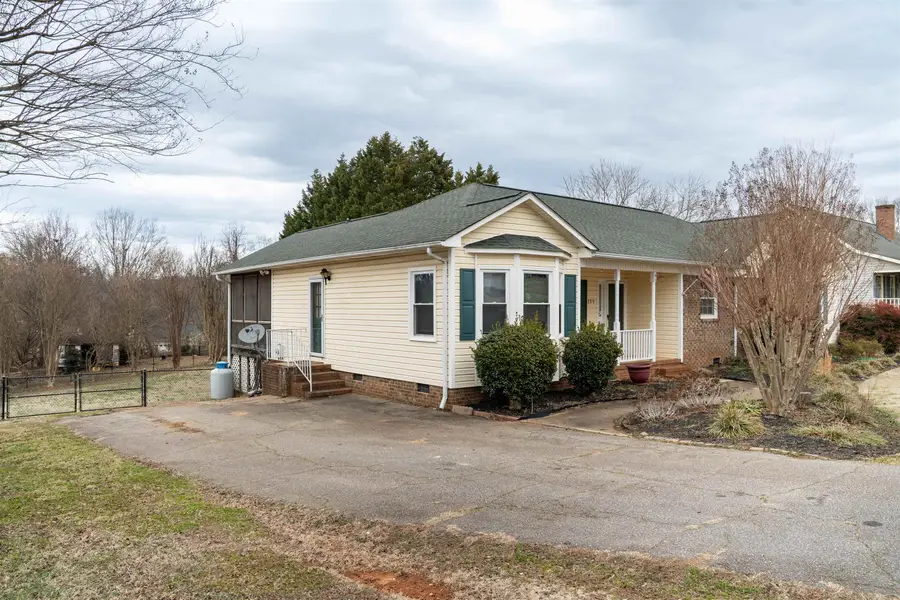 150 Parris Ridge Drive, Boiling Springs, SC 29316 - #3