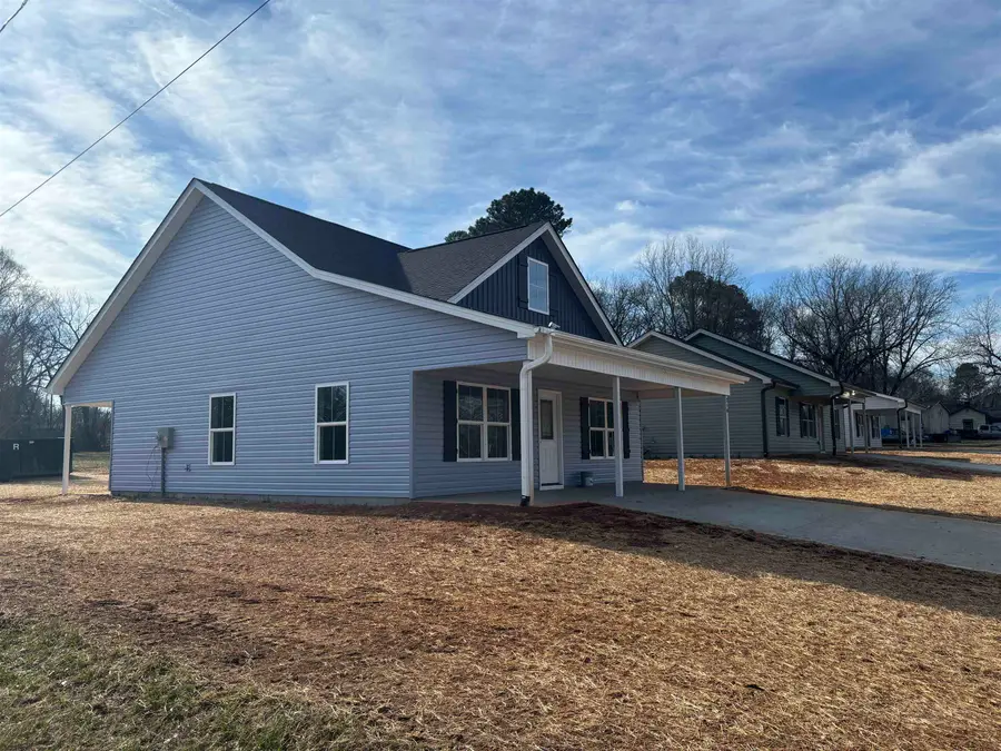 218 Gaffney Avenue, Gaffney, SC 29341 - #2