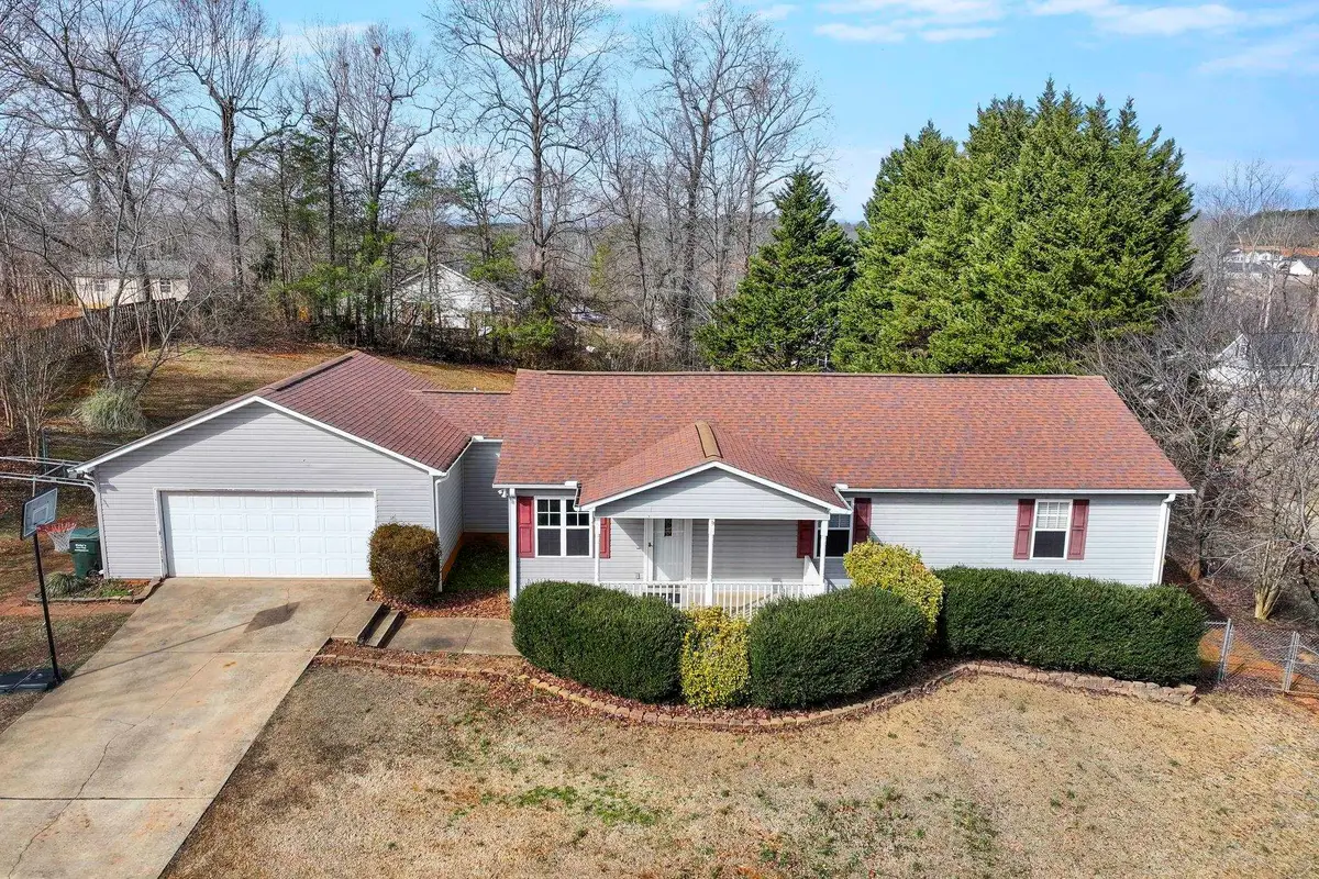 108 Allison St, Lyman, SC 29365 - #1