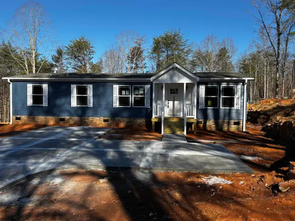 290 Forest Lake Road, Duncan, SC 29334