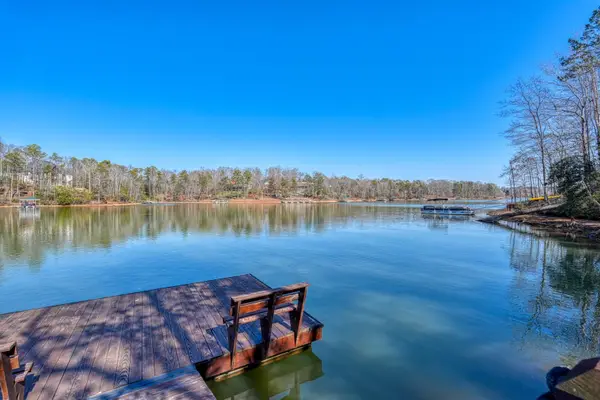 380 Country Oak Road, Chesnee, SC 29323