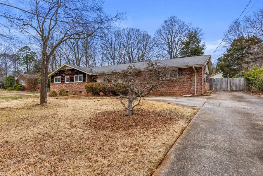 108 Duval Dr, Spartanburg, SC 29307 - #2