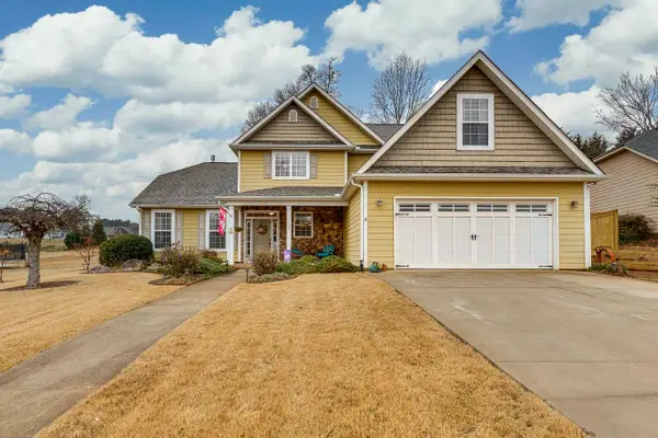 122 Hidden Springs Lane, Taylors, SC 29687